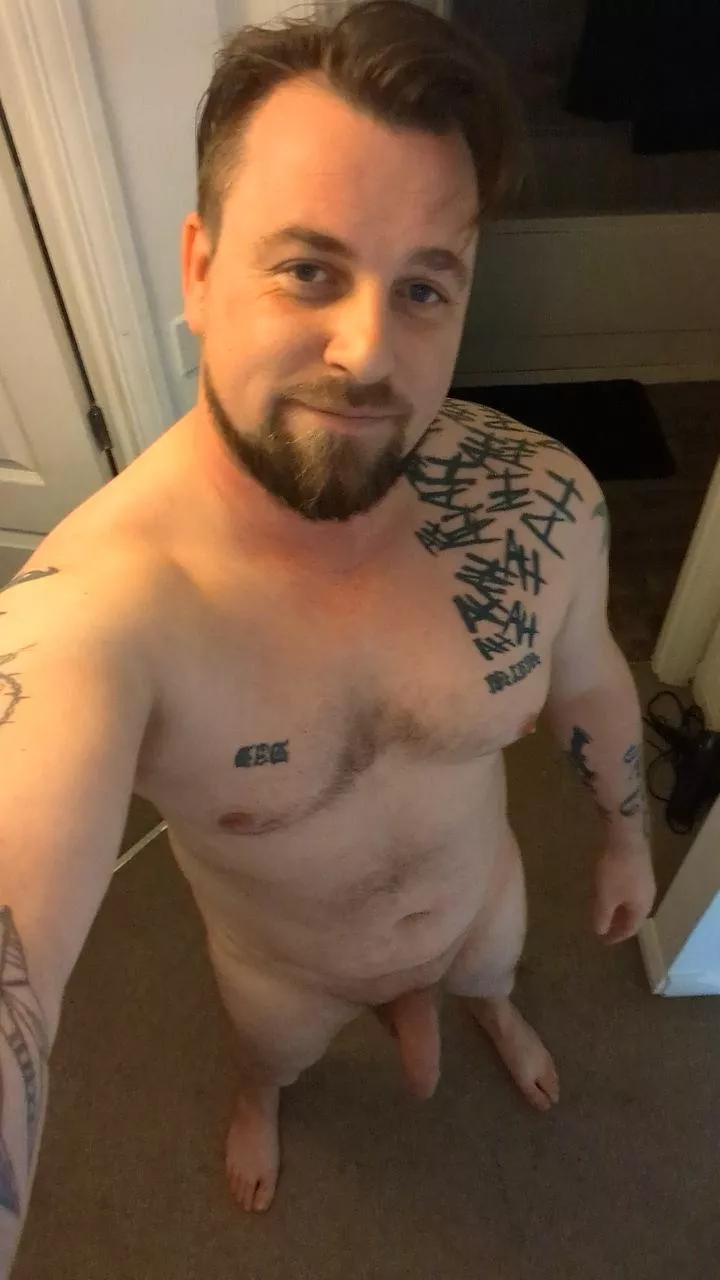 Hey (m) (31) curious posted by SassyDaddy90
