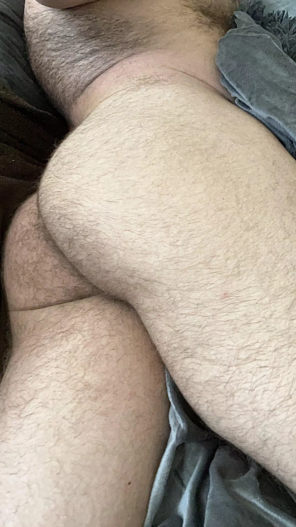 I am your fantasy, Bigger than Life (32)(M) posted by Damiantheone96