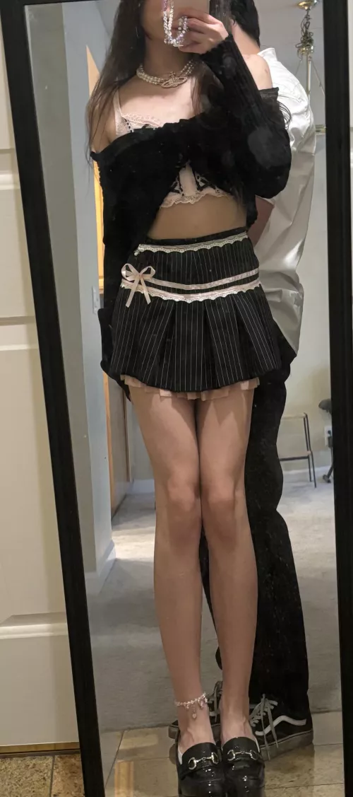 I think my outfit was cute by SailorDae