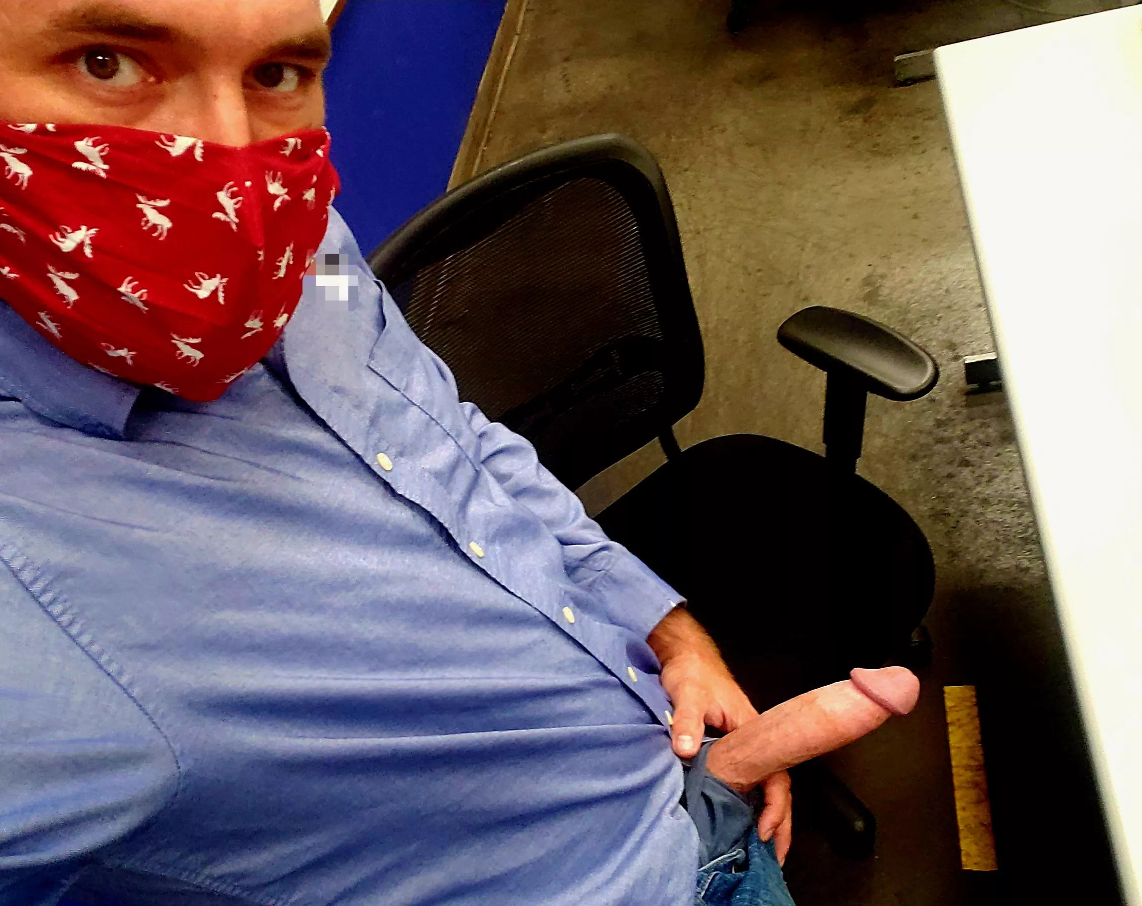 In need of an assistant!! posted by MrPuBlicShOw