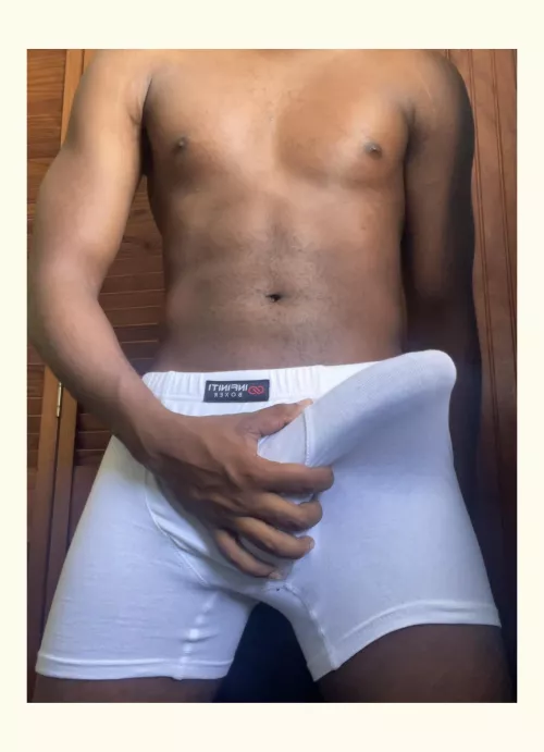 It’s hard to hide a bulge like this by Saige_Leon1304