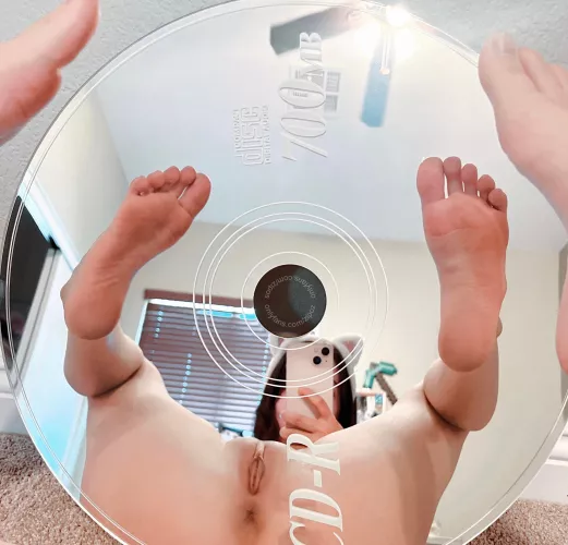 Let me be your 4’11” half Asian girlfriend who plays video games with you :,)  by xyzaly