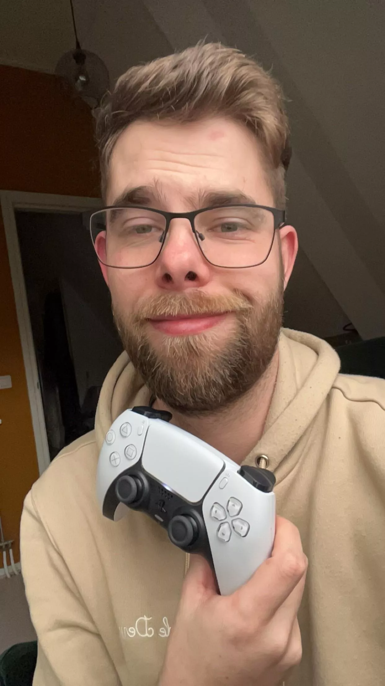 Lets game together! posted by EarthyOtter