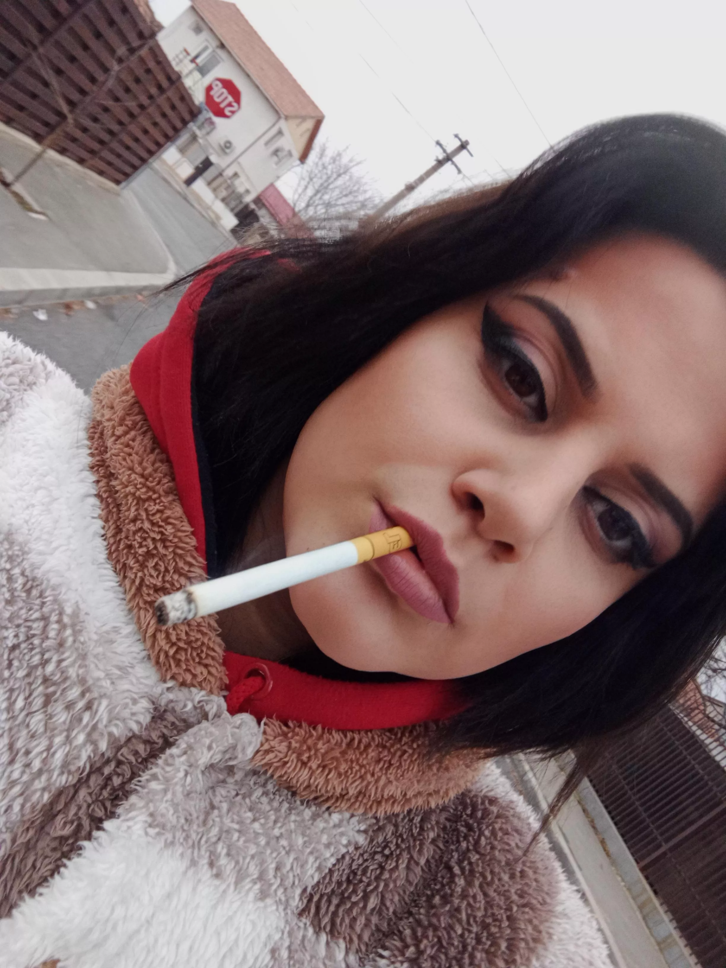 Makeup check posted by giahoney