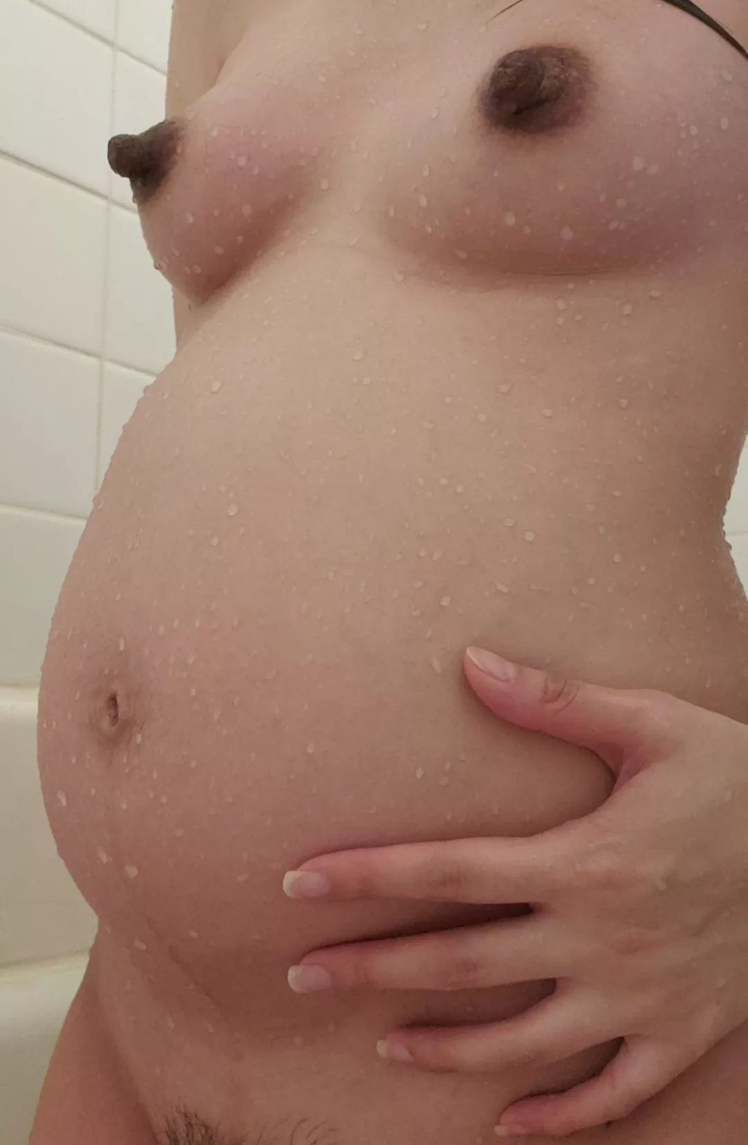 my 5 mo bump posted by amaeizing