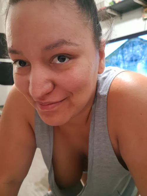 My eyes are up here by loveboobs420