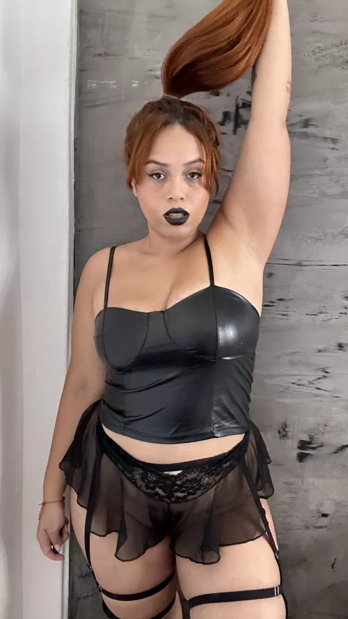 tell your goddess that she makes you weak by Danilovely01