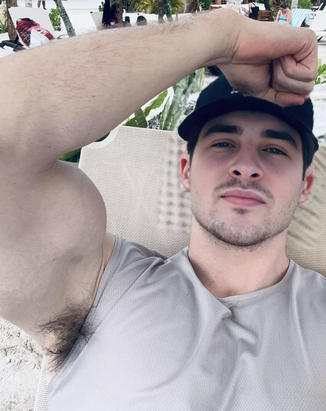 Wanna sniff? posted by redveloster