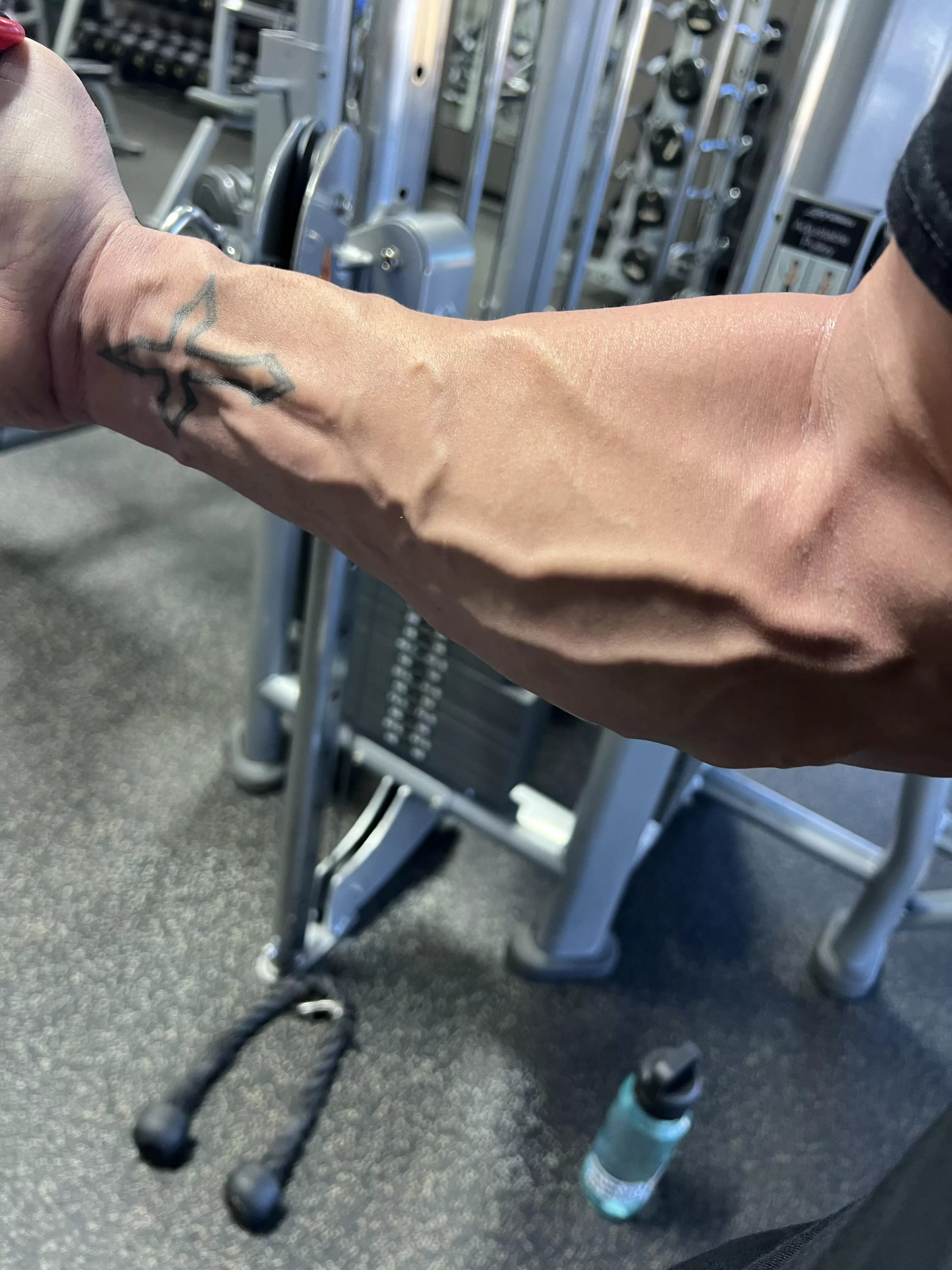 Warming up and realizing it’s going to be a sick pump today. posted by Dead_Wake