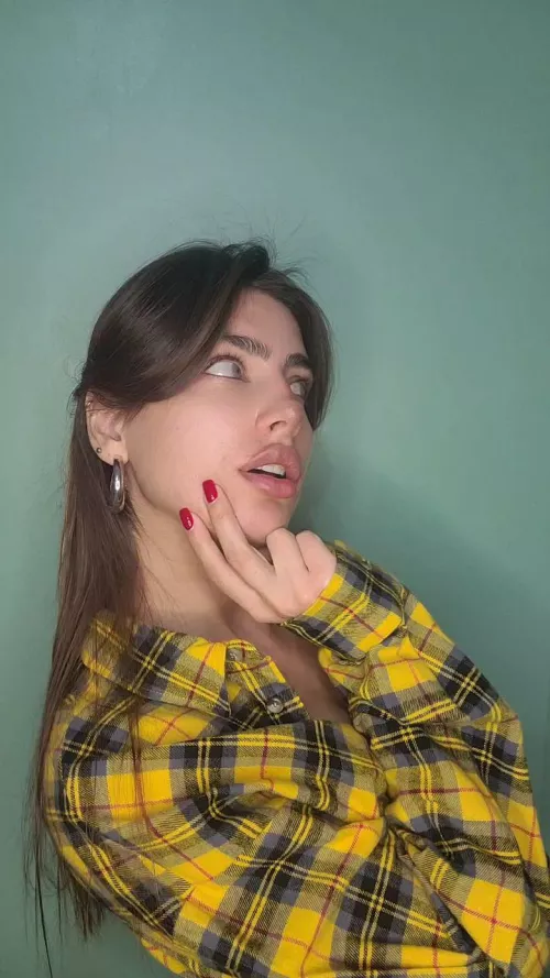 wondering how come im still single by CuddlyInnocence