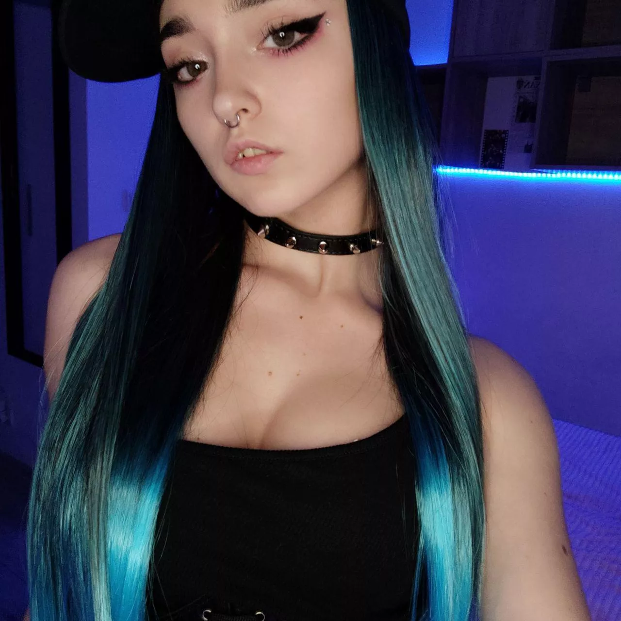 Would you let me ride your cock? posted by EBAHLITA