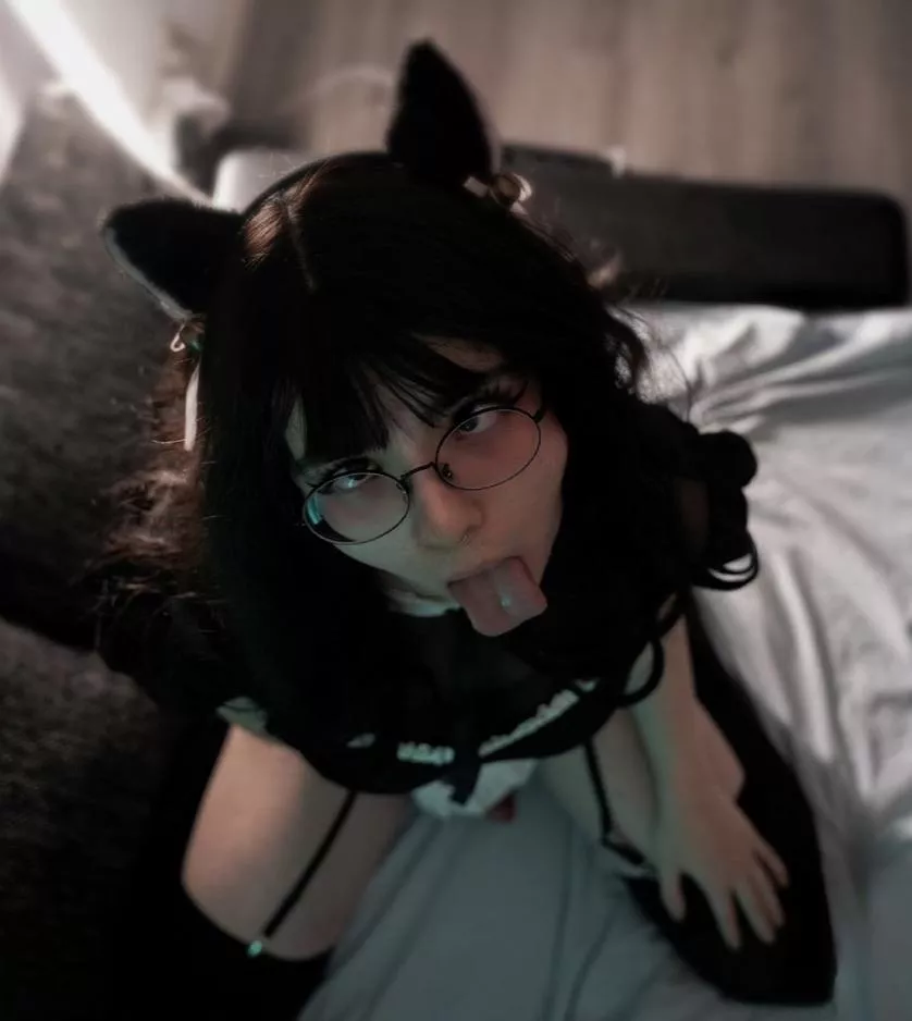 would you rather suck mine or let me suck yours ? posted by LUCYQROW