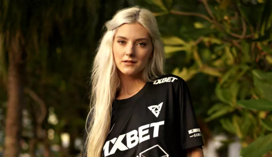 Yulia Sergeevna Romanova by qwer5r