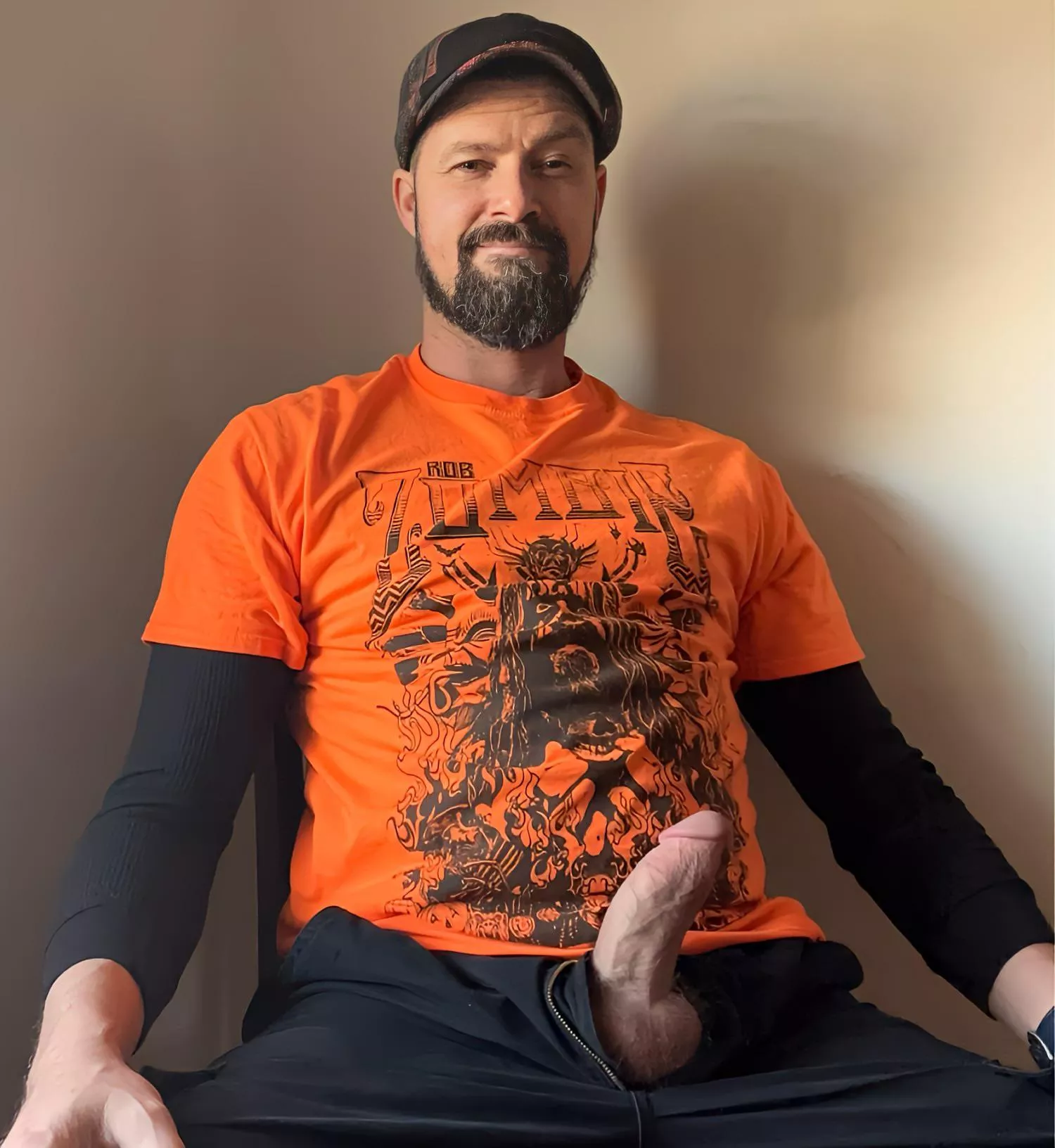 Come sit on my lap where you belong. posted by BikerBeau