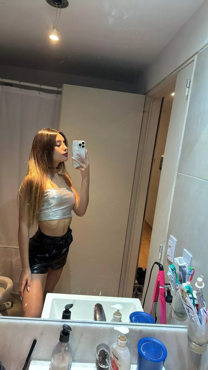 Do older guys think I'm cute posted by FunRegister3289