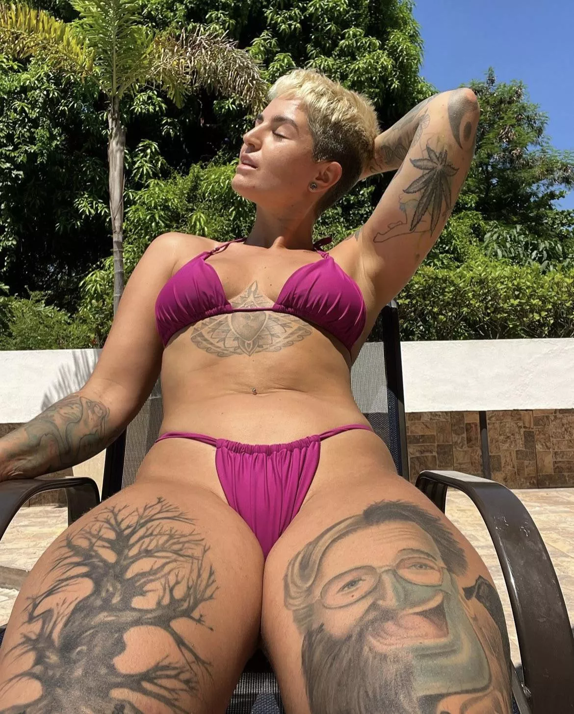 Do you know who my leg tattoo is? posted by Georgieweare97