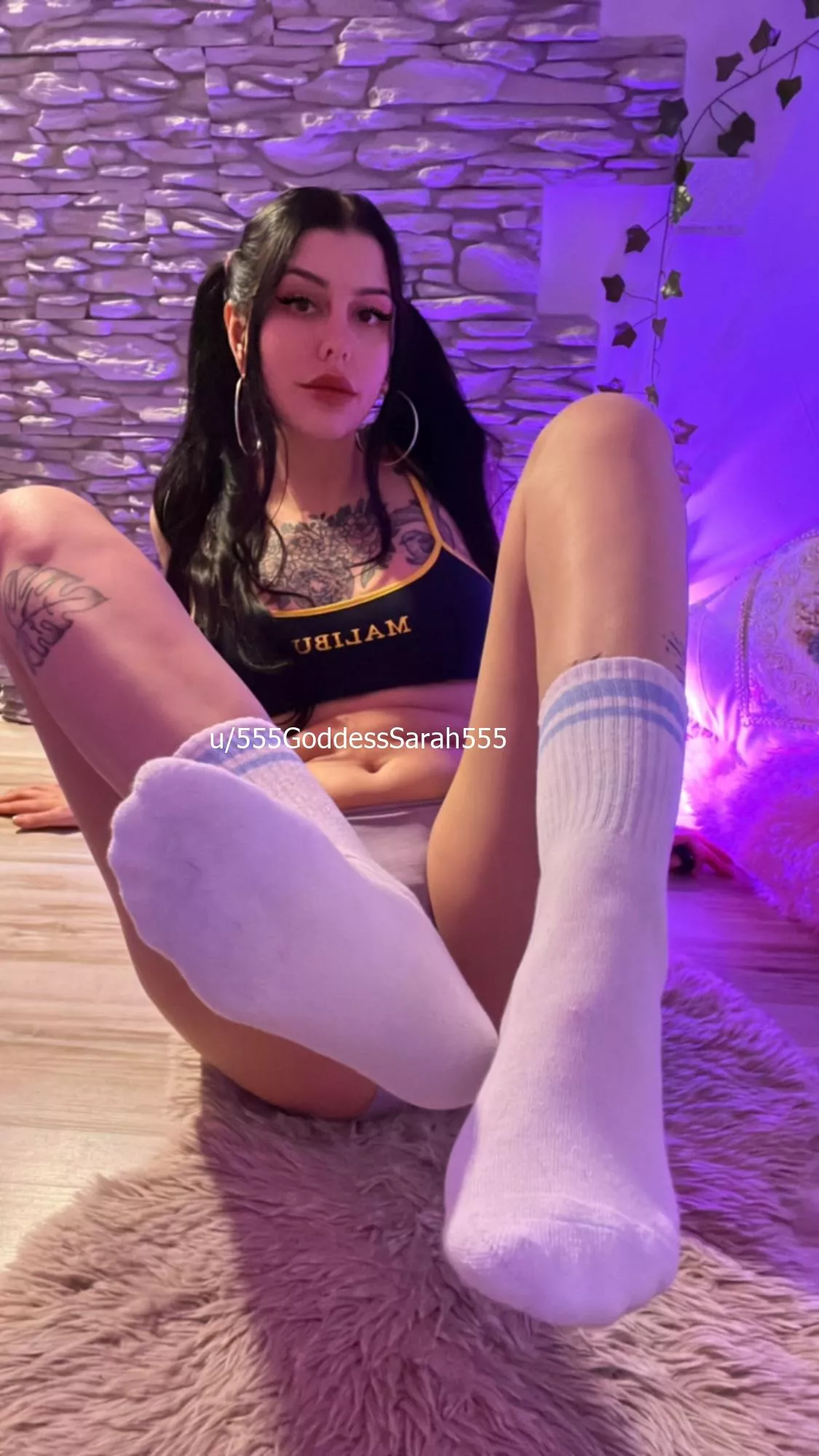 [F] I bet you wanna get wild for my socks posted by 555GoddessSarah555