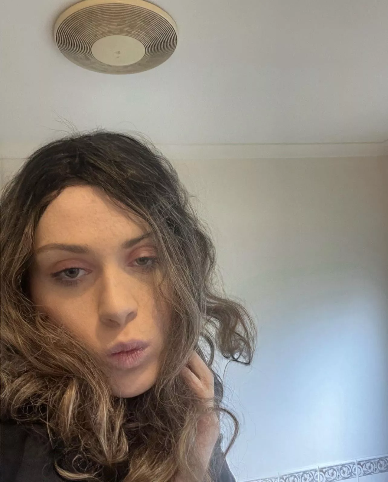 Heyy there 🤍🤍 posted by Femboy_Chloe_