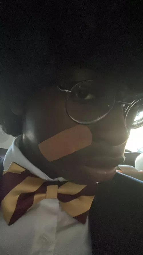 heyyy, looking for a friend to play games with :) by Queasy_Lack_7858