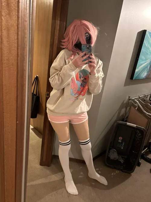 I wish i looked more feminine lol by laviathan27