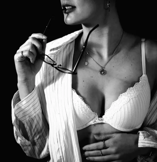 Let me hear your heartbeat by SophieBurnX