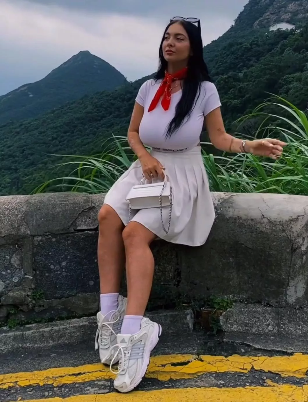 Looking beautiful posted by strangedejavu89