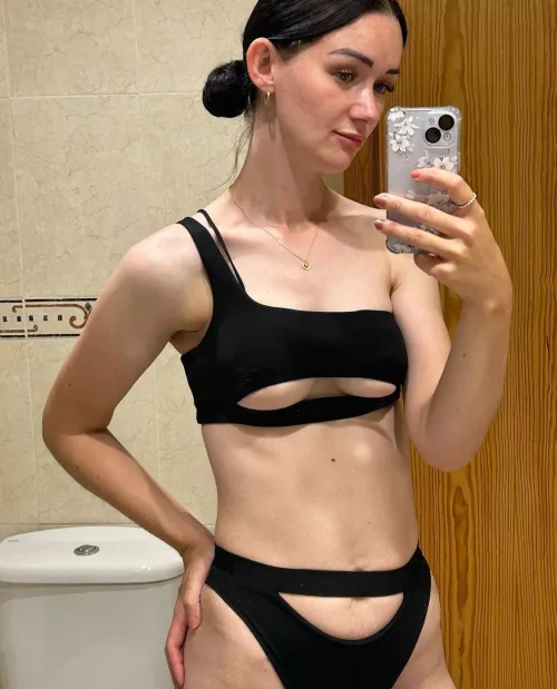 Love a cut out  by bella951xx