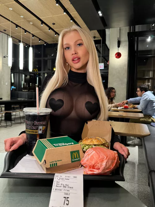 McBimbo by YesBabyLisa_