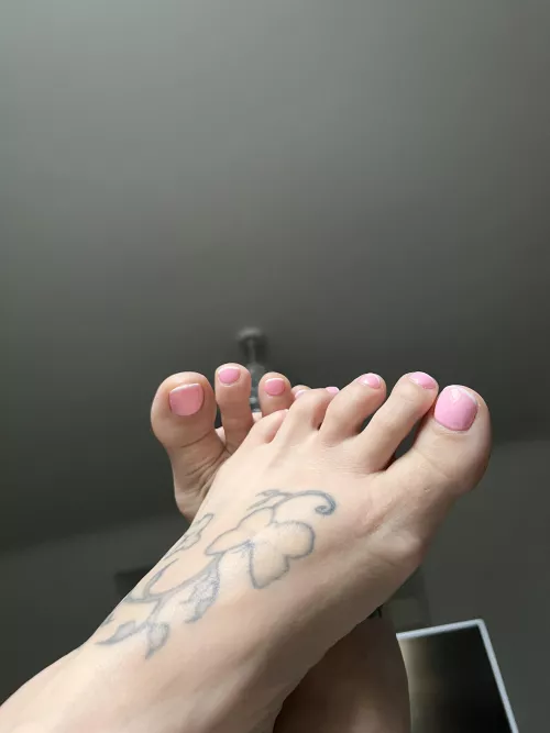 My pov 🤤😍 by feet-girl84