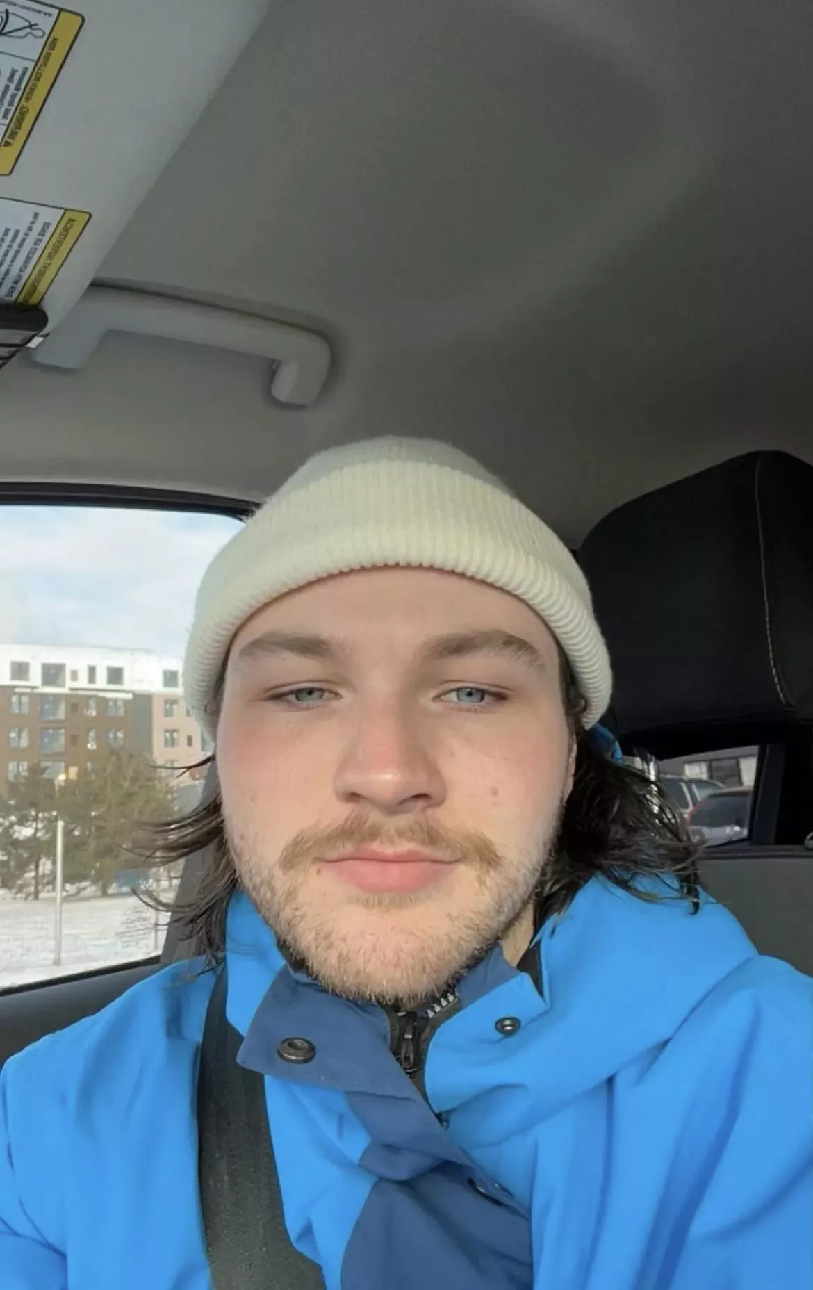 new here be nice :) (24) posted by No_Boot_2727