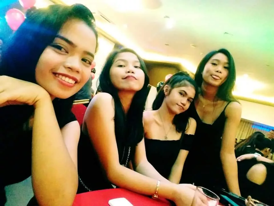 Rank these black dress partygoers posted by GlitteringEgg2149