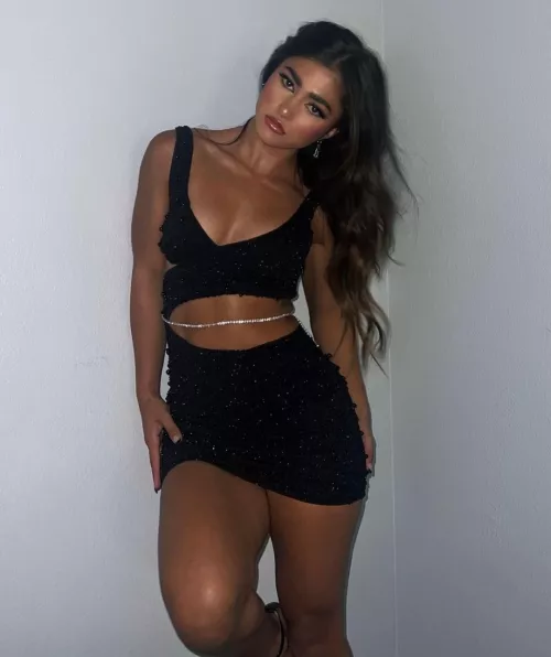 Rayna Vallandingham - American Taekwondo practitioner by Icantmakeausername27