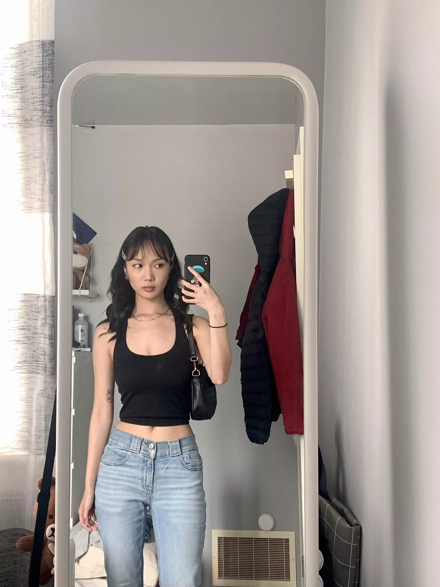 Sexy midriff posted by Active-Rise-247