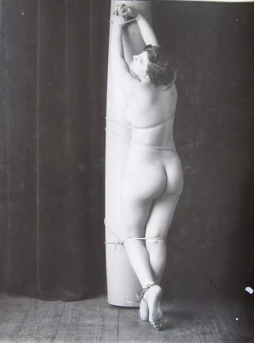 some vintage bondage by Mundane-Employer-719