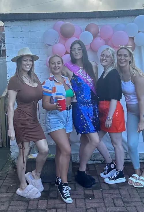 Still putting her friend's to shame by MyMajesticLodestone