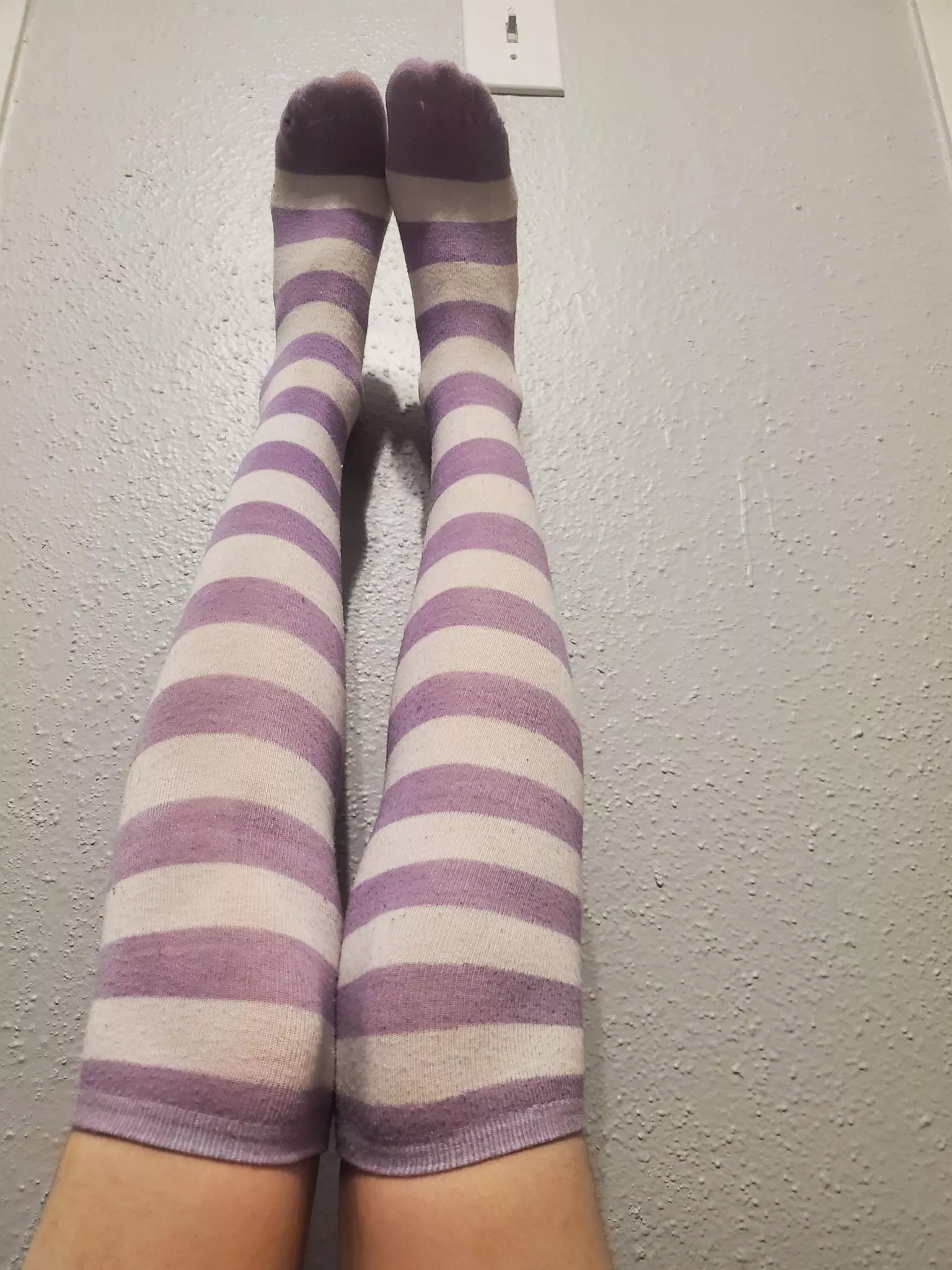 These stockings make me feel sexy ^_^ posted by thesluttylittleminx