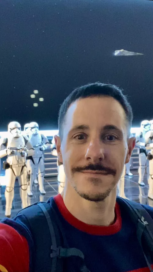 Weekend at Disney  by rhh1977