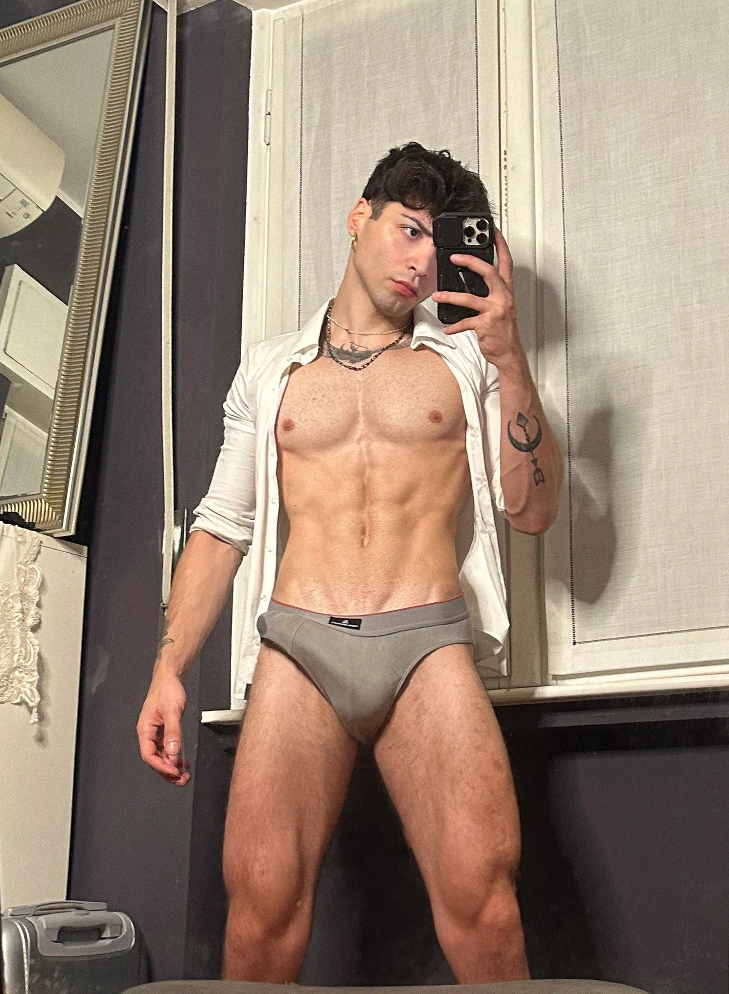 What you looking at? 😉 posted by davidgallo77