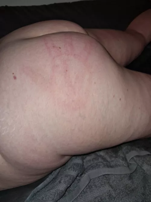 When he is leaving his print by freespirt1988