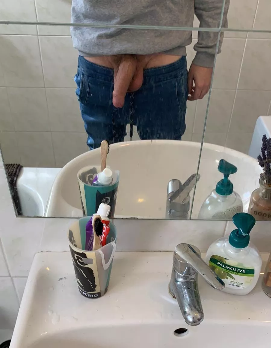 Who likes a fat semi first thing in the morning? posted by clicky86