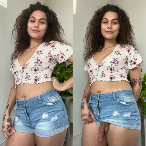 Would you fuck or suck a girl like me?  by Alisiaraexo