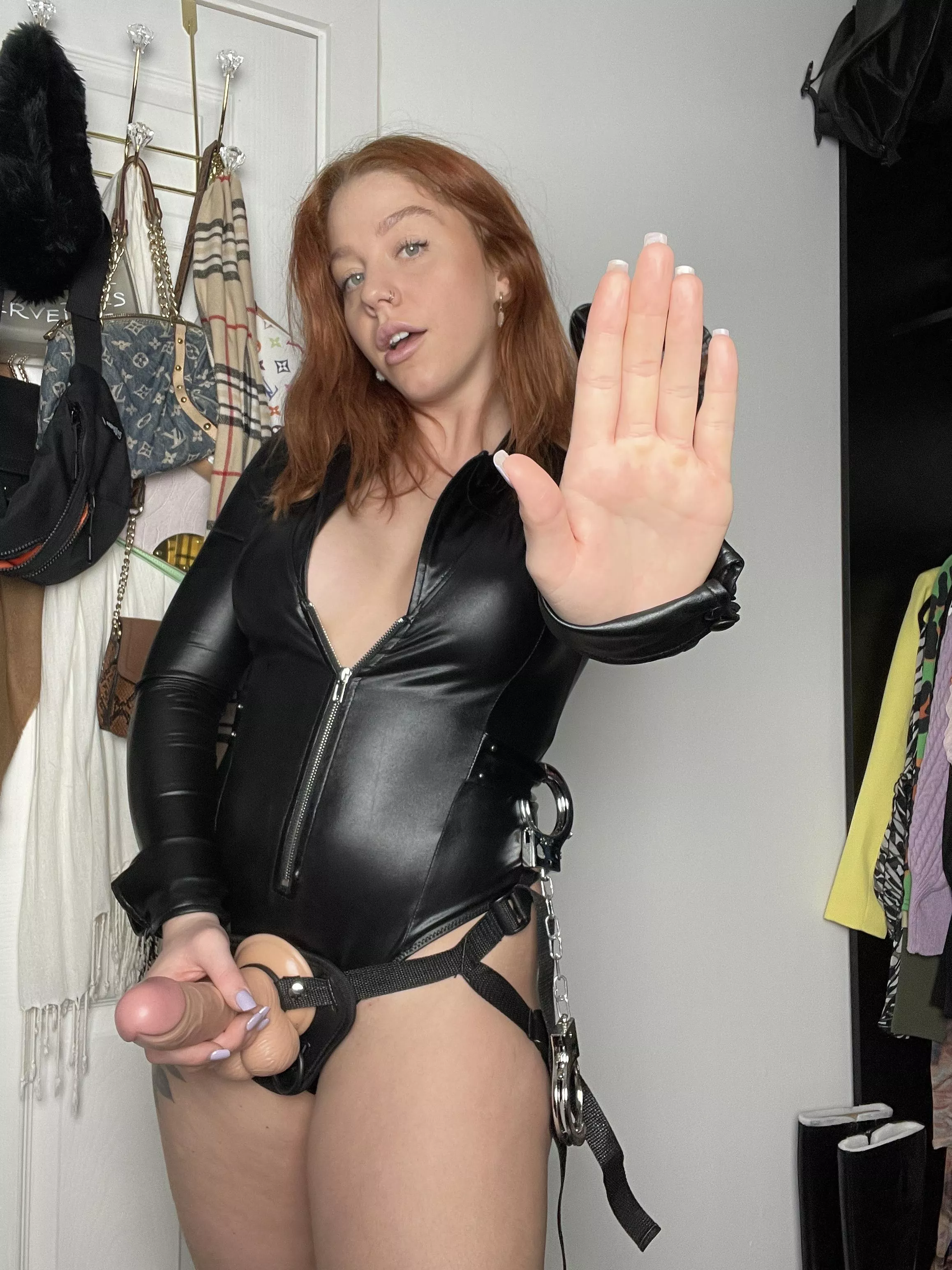 You only can have fun if your is bigger posted by Whole-Literature-702