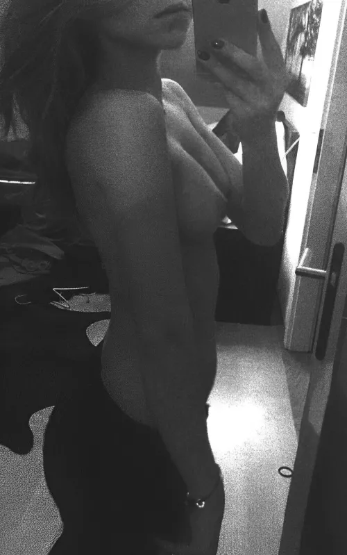 25f 5'6 127 what caught your eye first? xx by AdSubject2847