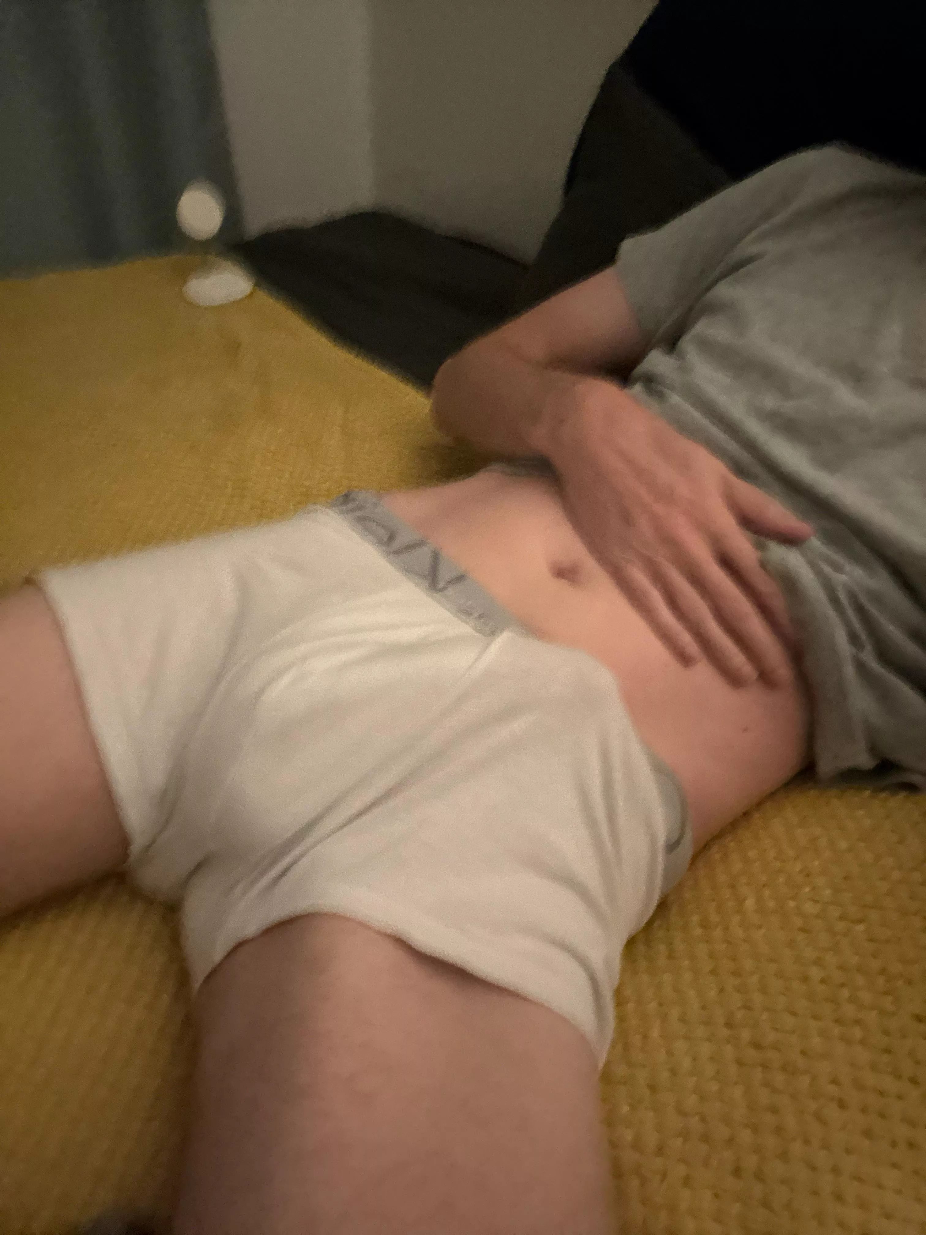 42 I love being watched. Show only your face and tell me what you want me to show you. Any 18-year-olds curious? Send face and age to edward_devos posted by Complex_Human_