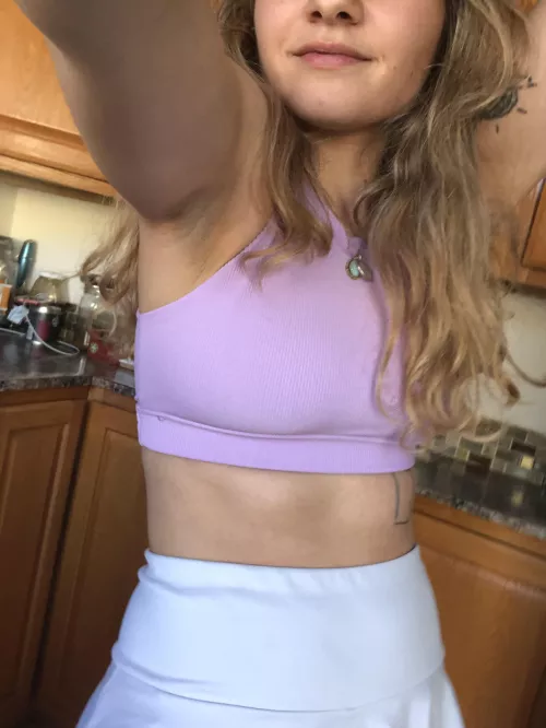 a look into my armpit 🙈 by lil-athena