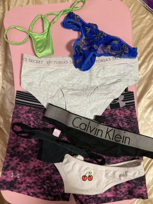 Alt-girl [selling] [usa] by itsbrittneybitchxx