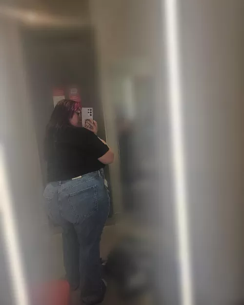 Another pair of jeans for ya today 💗 by sapphiremelonz