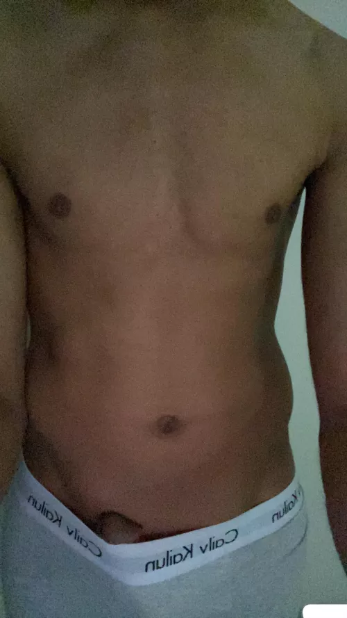 Bored.....dm me by siprov4321