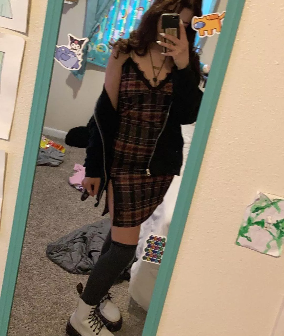 Can't even see the flattie >:3 posted by areDCa