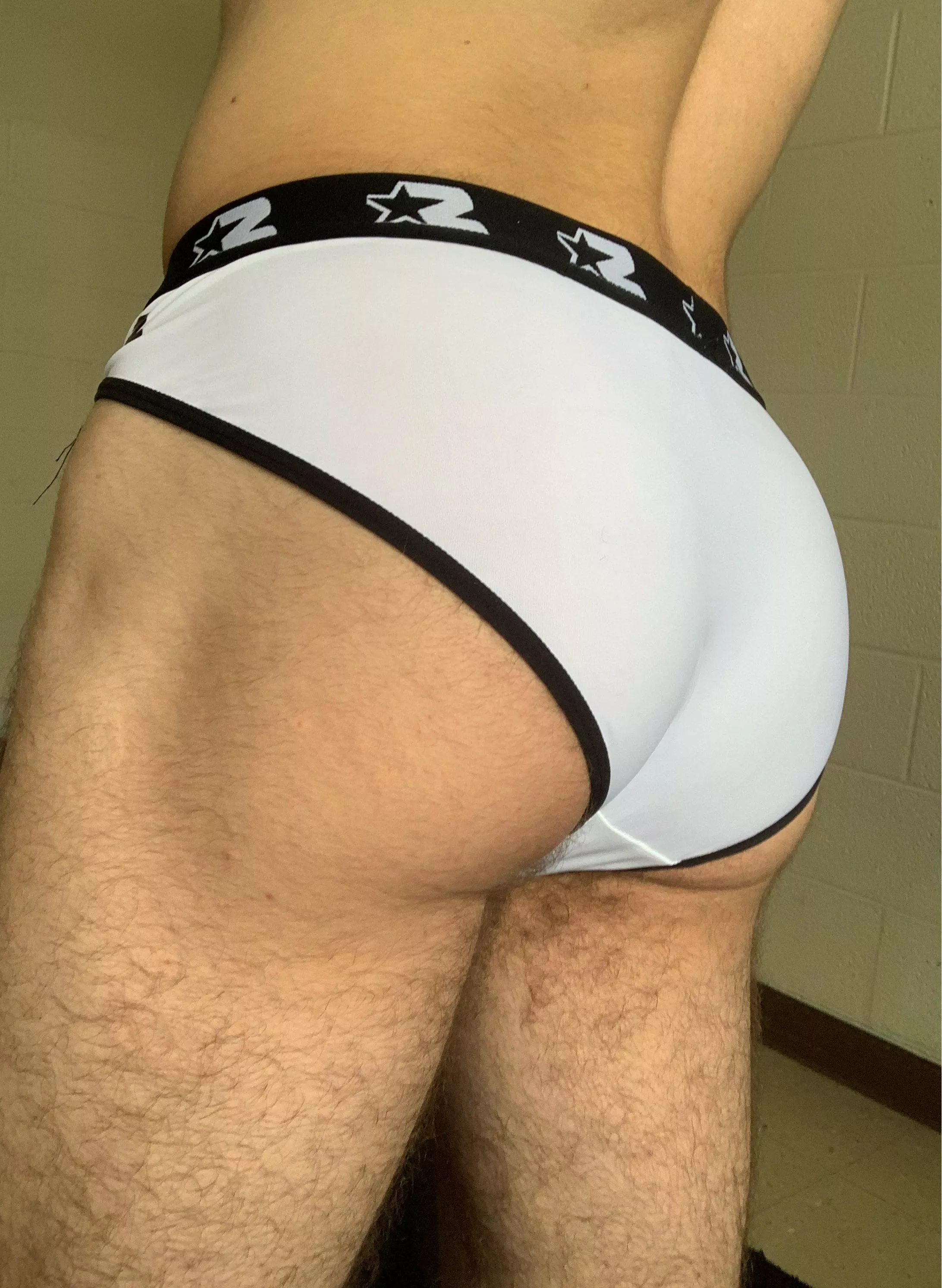 college athlete checking in  posted by Ok_Win_465